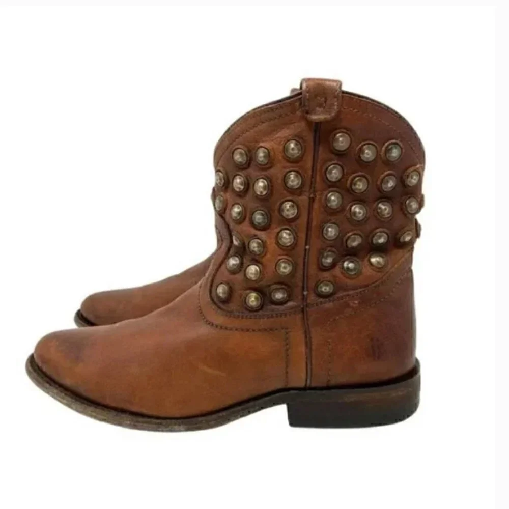 Frye Wyatt Distressed Brown Leather Studded Short Western Boots - Size 5.5